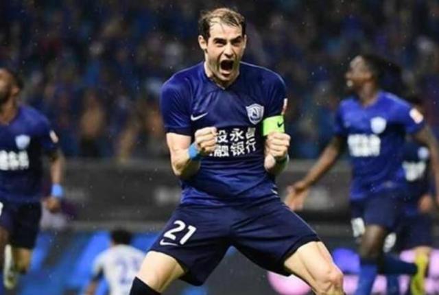 津门虎引援已定三人追求实用 贝里奇若离队有备胎