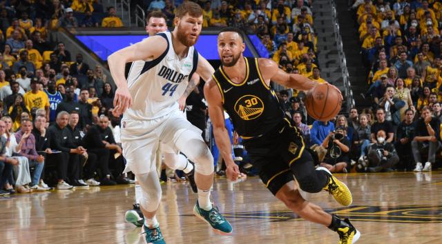 体育平台入口-西决首战展现不同篮球哲学 勇士更团队也更智慧